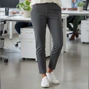 Dalia Grey Pull-On Style Dress Casual Pants SZ 8 - Ankle Length